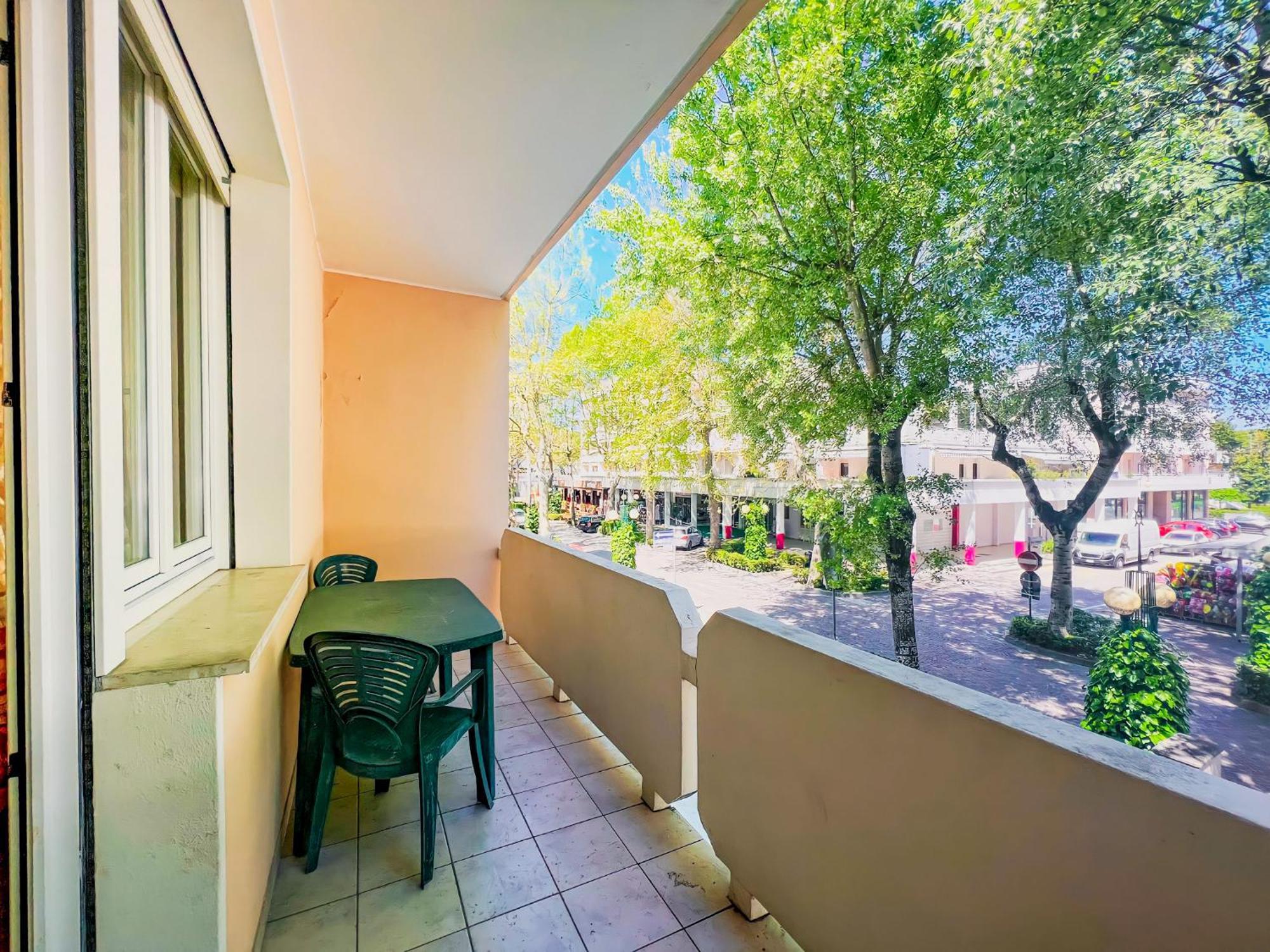 Residence Bussola บิบิโอเน ภายนอก รูปภาพ